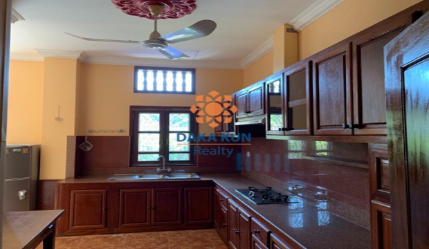 6 Bedrooms Villa for Sale in Siem Reap-Kork Chok